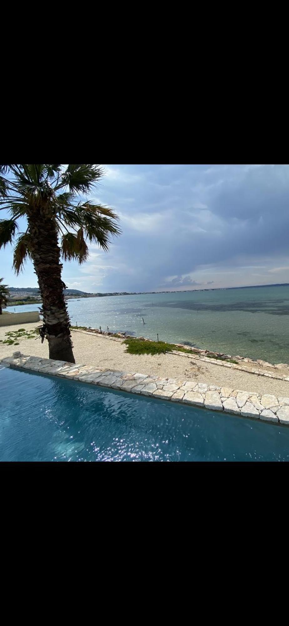 مبيت وإفطار سُت Les Pieds Dans L'Eau المظهر الخارجي الصورة
