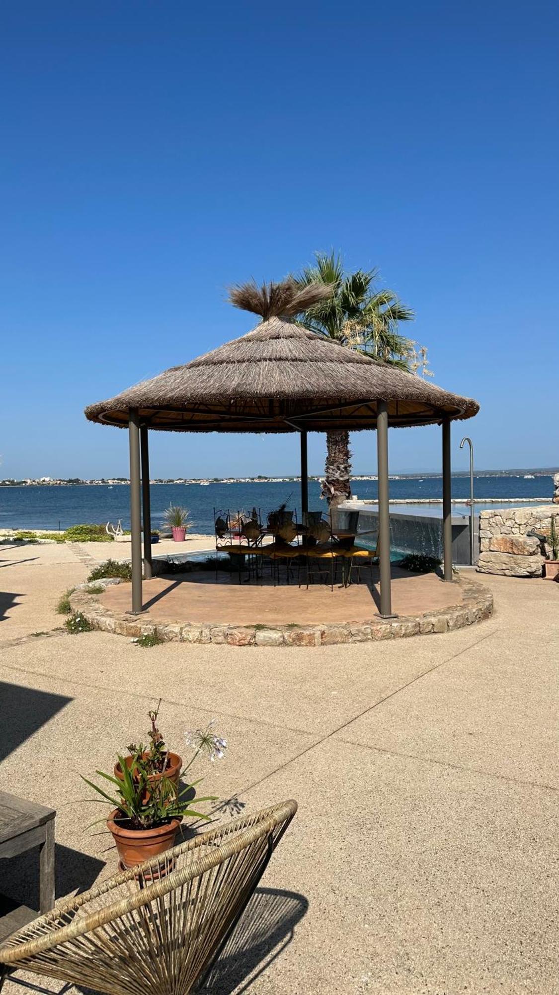 مبيت وإفطار سُت Les Pieds Dans L'Eau المظهر الخارجي الصورة